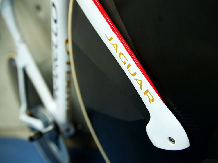 7-Jag_Pinarello_Bolide_HR_Image_050615_01.jpg