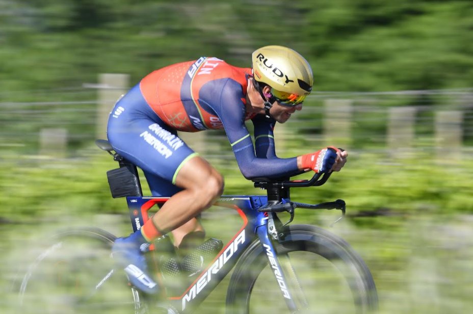 ����,�����