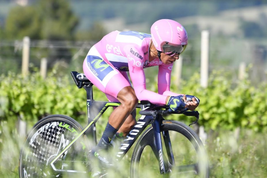 ����,������