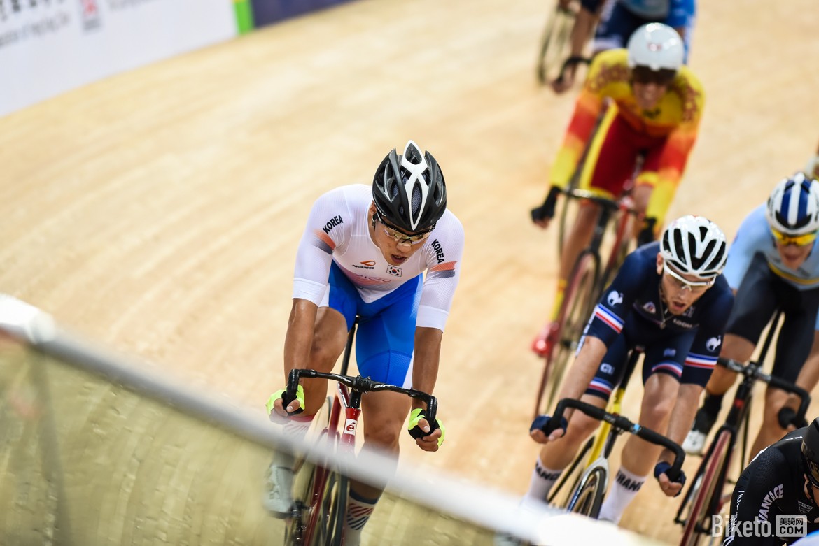 ��۳���������