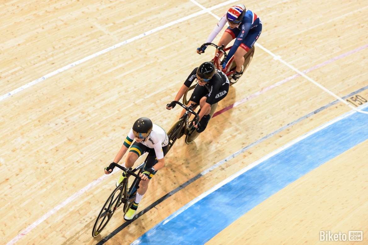 ��۳���������