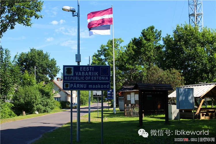 ����ά�ǺͰ�ɳ���ǵı߾�