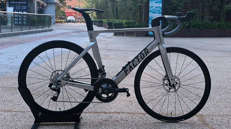 Ե��˹�١�����������ս�� Factor One��ɲ��