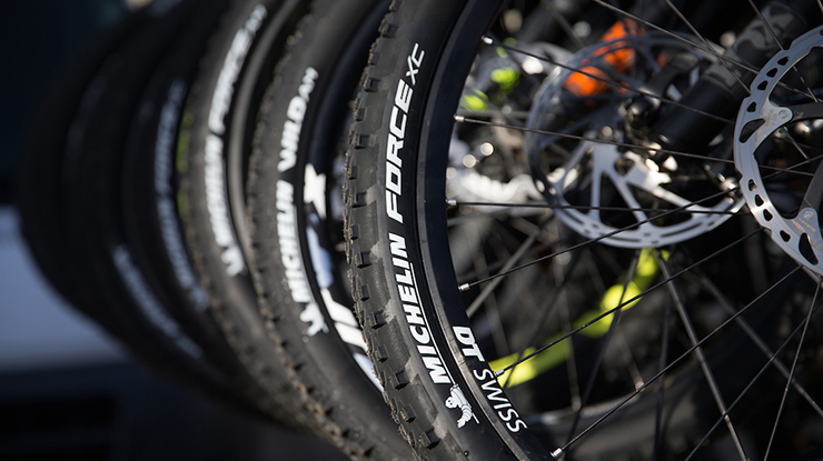 ��ռɽ�����������ַ����Ŀ�ȫ��ɽ�س���̥