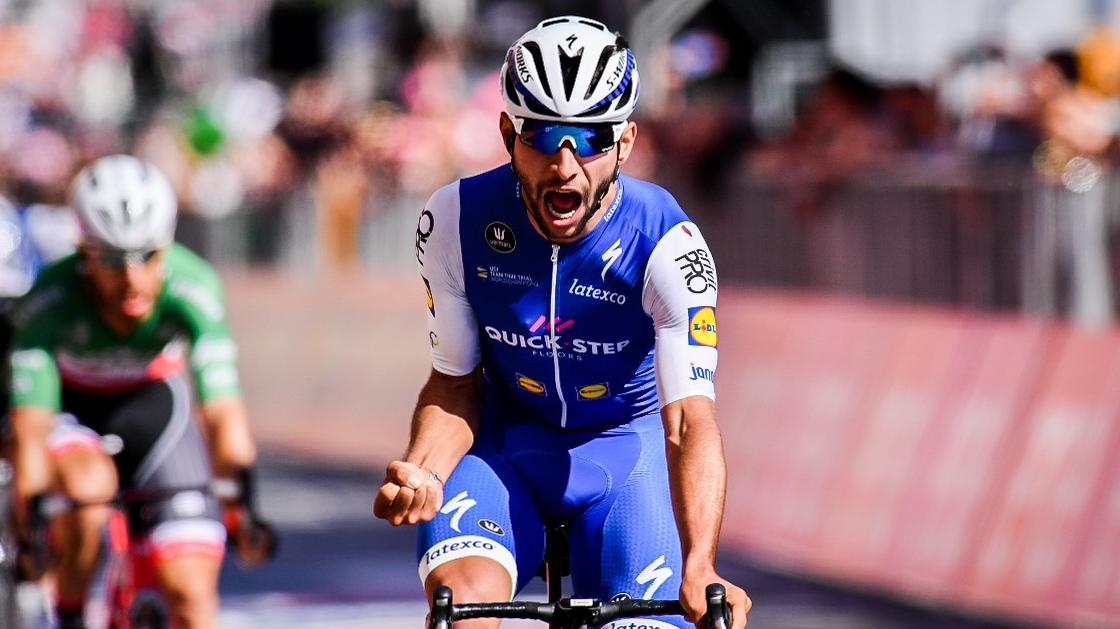 �ٽ컷��������Σ�������첽���£���ά���Ǵ�����ʤ