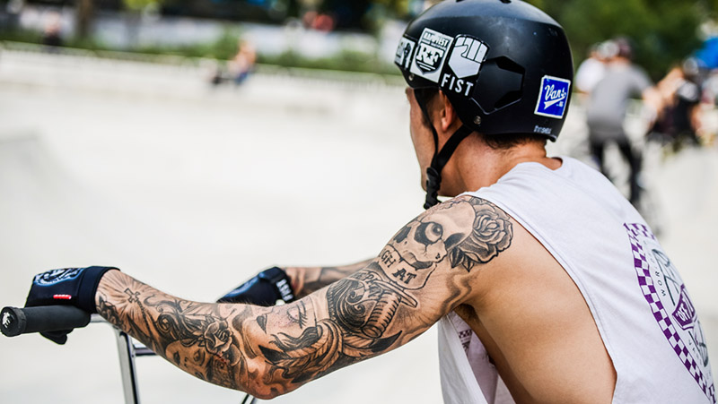 ���˴󻨱ۣ�����׽����͸�ĳ�������