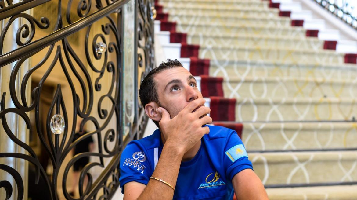 �����̸��������Ŀ����� �԰��ֳ���������