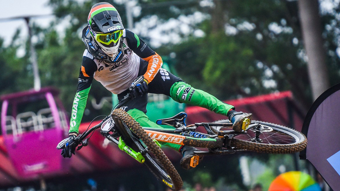 2018Ȫ������DH˦β�������ƶ˵����赸