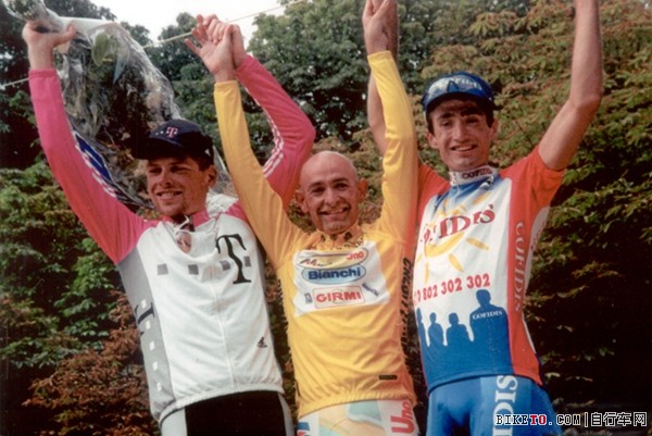 1998-tour-il-podio-finale.jpg