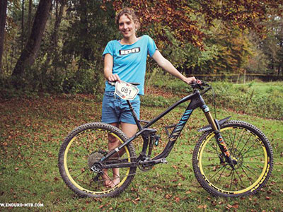 Canyon Strive CF-Ůھרҵ